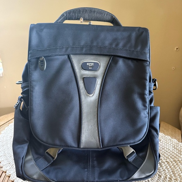 Tumi T- Tech 5589MB Ballistic Nylon Messenger Backpack NEW without Tags!